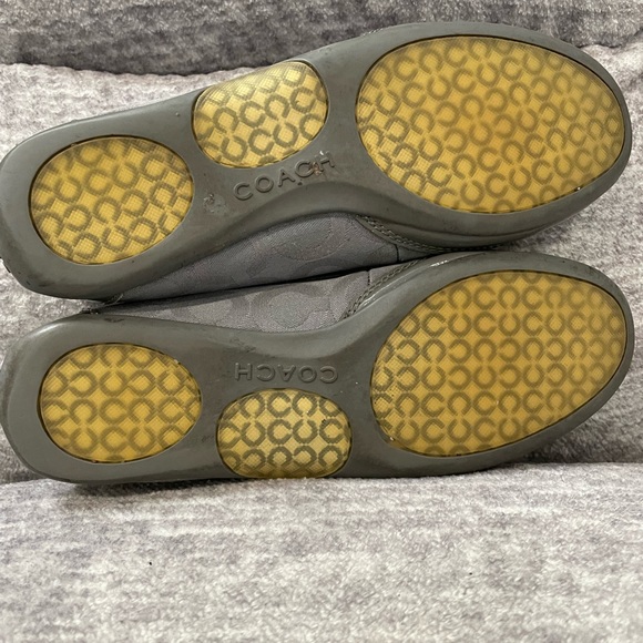 Coach Grey Patent Leather Monogrammed Flats for Women, Size 6 1/2 - Picture 5 of 13
